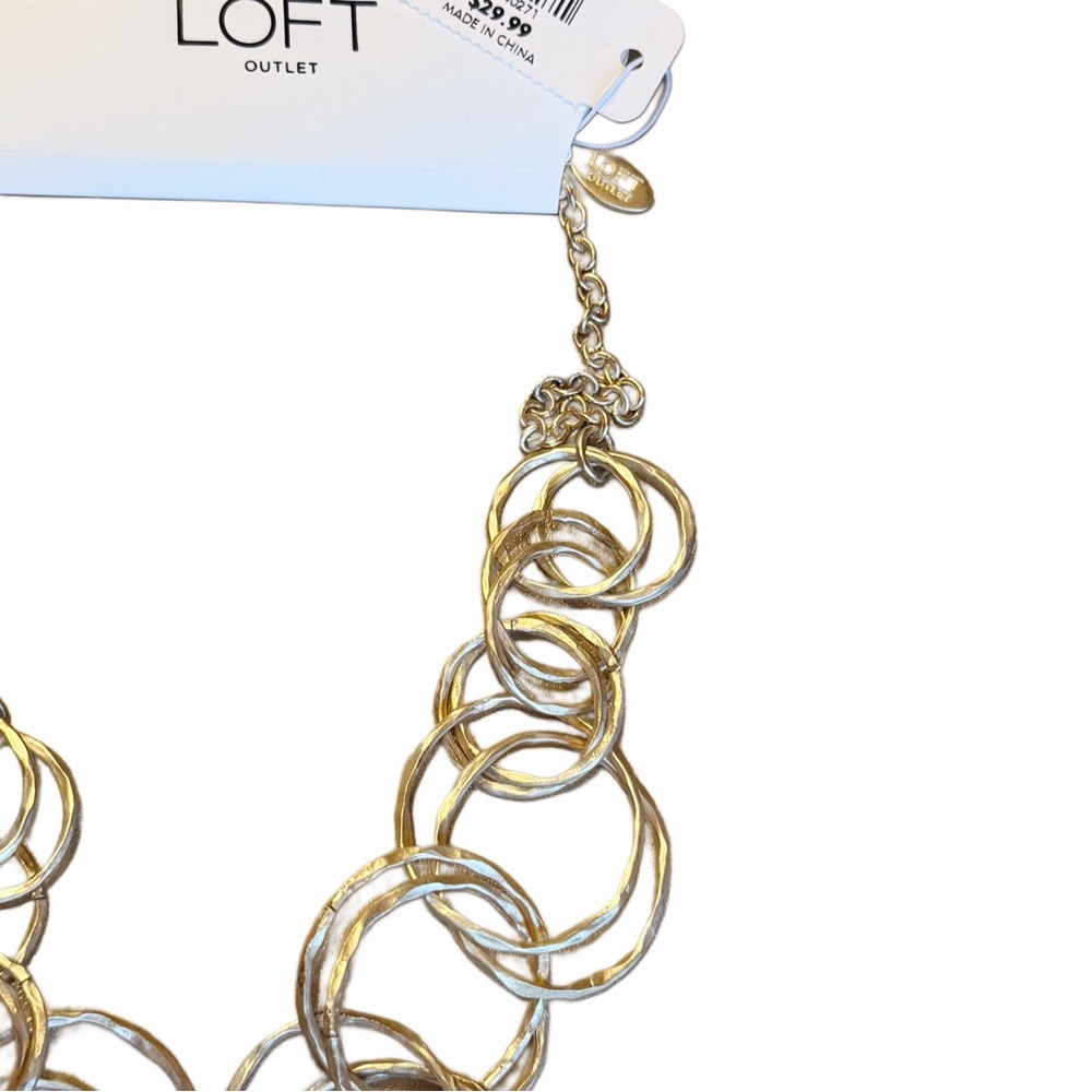 NWT LOFT Matte Goldtone Circle Statement Necklace - Picture 3 of 3
